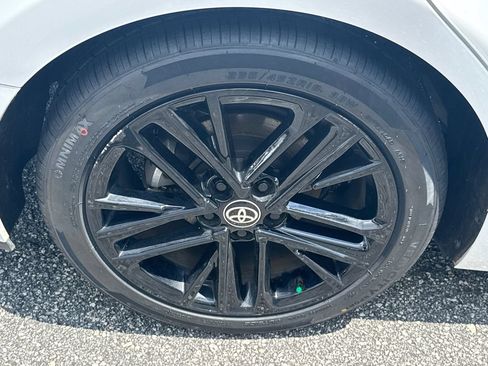 Used 2025 Toyota Camry SE FWD image 17