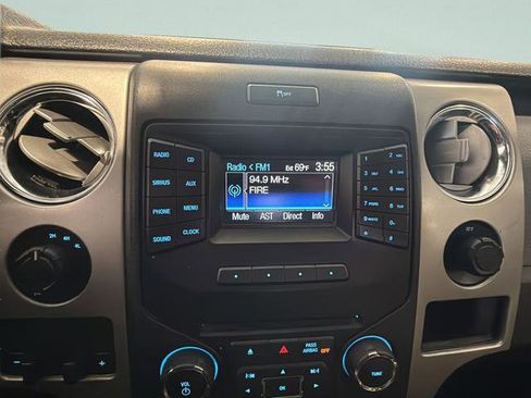 Used 2013 Ford F150 XLT w/ Luxury Equipment Group image 21