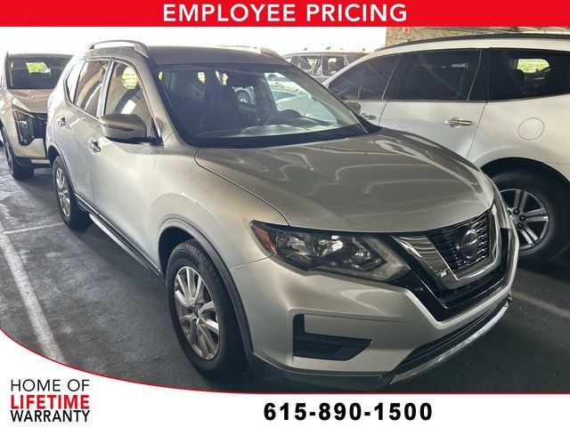 Used 2020 Nissan Rogue SV FWD image 1