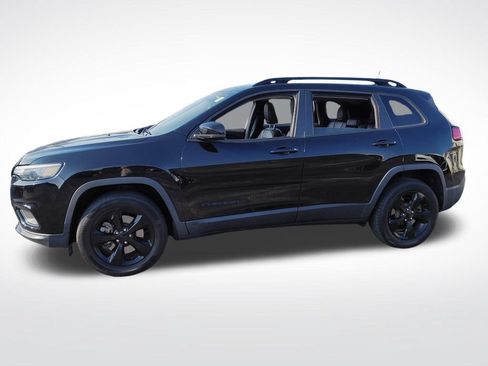 Used 2019 Jeep Cherokee Latitude Plus AWD/4WD image 2
