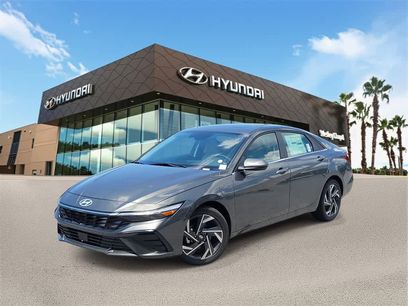 New 2025 Hyundai Elantra Limited