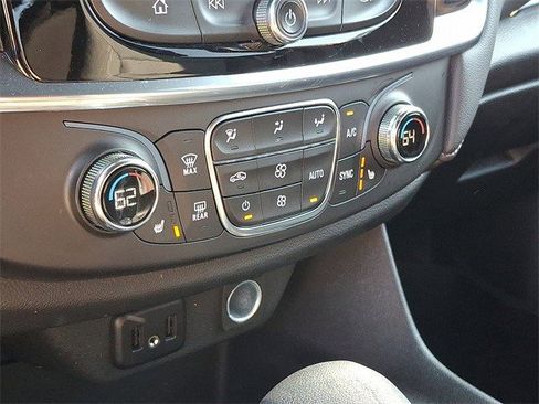 Certified 2023 Chevrolet Traverse LT w/ LPO, Floor Liner Package image 26