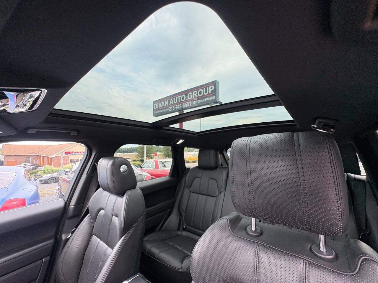 Used 2016 Land Rover Range Rover Sport HSE AWD/4WD image 25