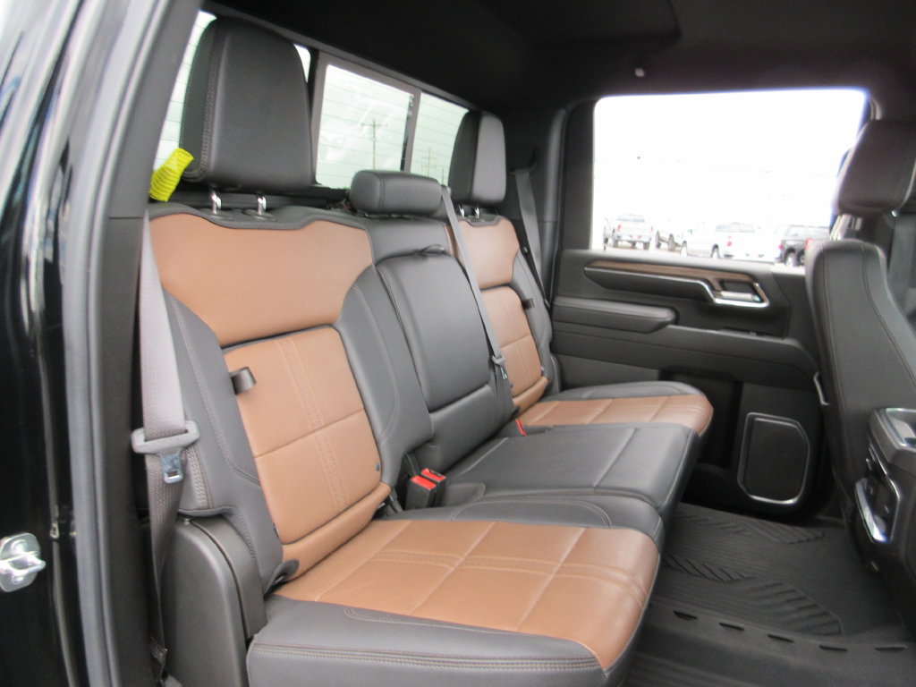 Certified 2024 Chevrolet Silverado 3500 High Country w/ Technology Package AWD/4WD image 25