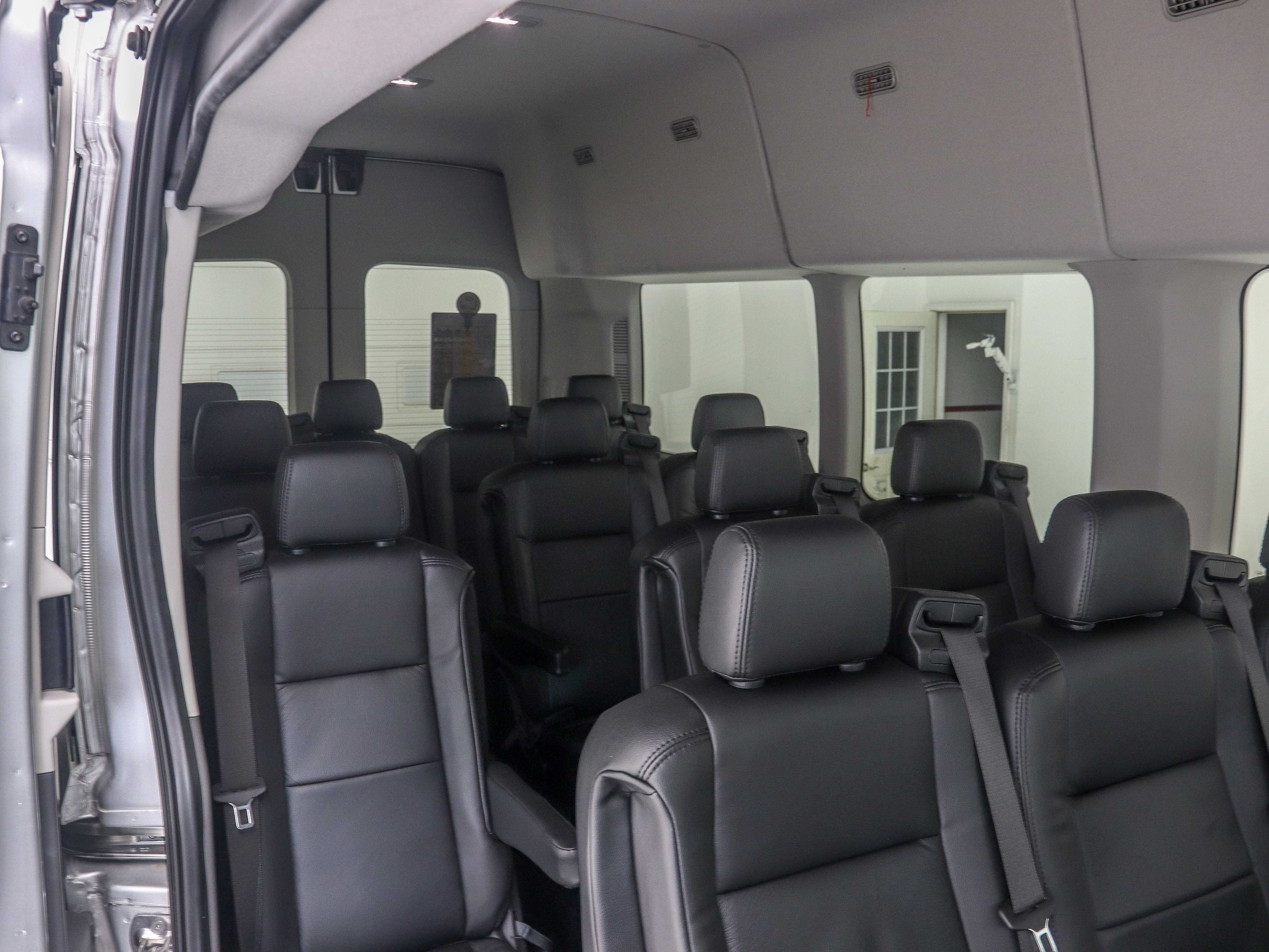 Used 2024 Ford Transit 350 XLT RWD image 16