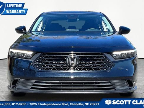 Used 2023 Honda Accord EX image 2