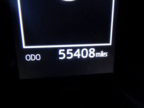 Used 2023 Toyota Camry SE image 9