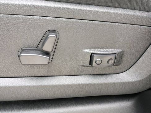 New 2026 RAM 3500 Big Horn AWD/4WD image 20