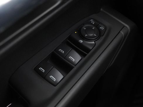 New 2026 Chevrolet Silverado 1500 Custom Trail Boss w/ LPO, Dark Essentials Package image 17