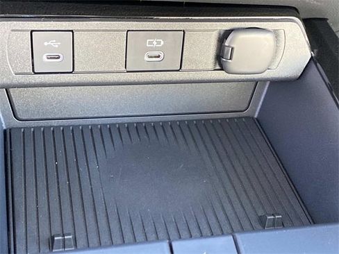 New 2026 Toyota Prius XLE image 12