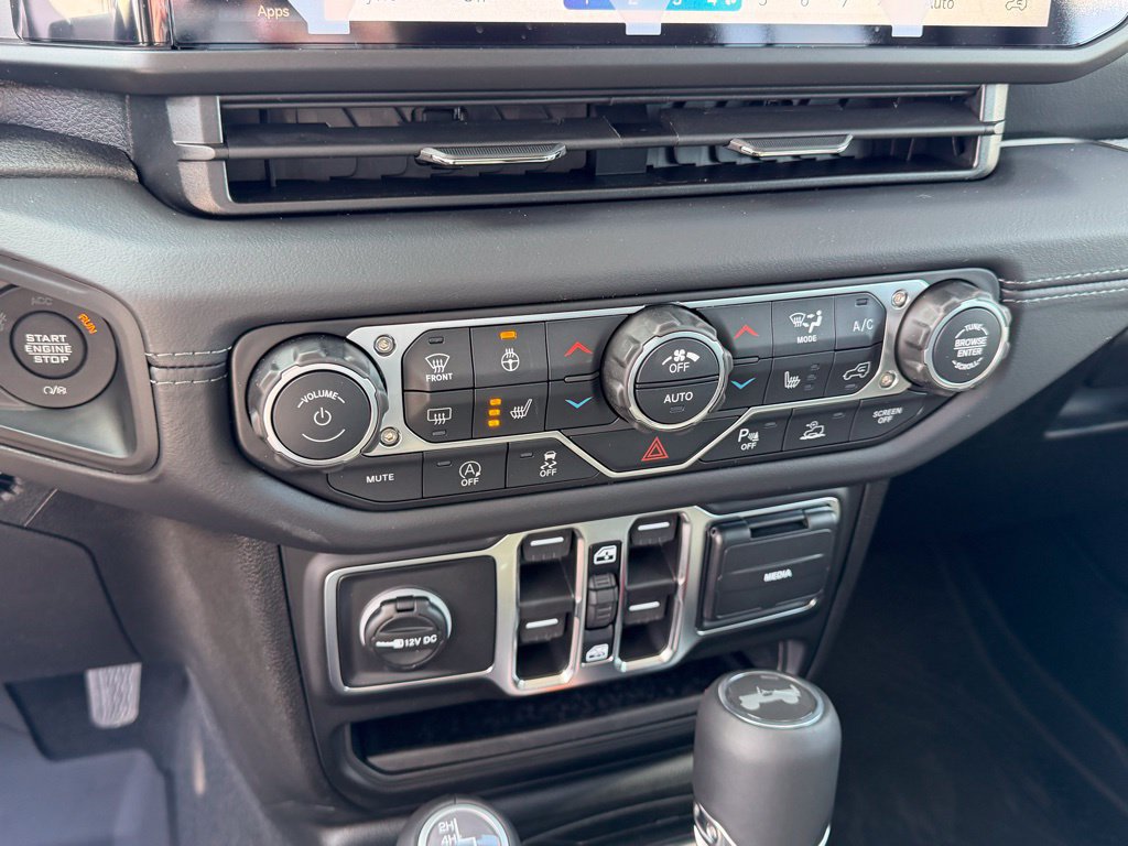 New 2026 Jeep Wrangler Unlimited Sahara AWD/4WD image 25
