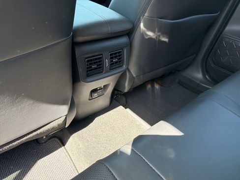 Used 2023 Toyota RAV4 Limited AWD/4WD image 28