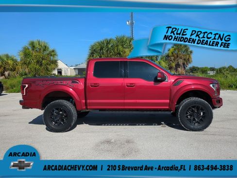 Used 2017 Ford F150 Raptor w/ Equipment Group 802A Luxury AWD/4WD image 3