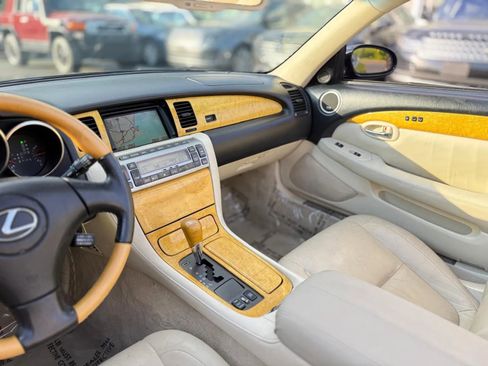Used 2002 Lexus SC 430 Convertible RWD image 16
