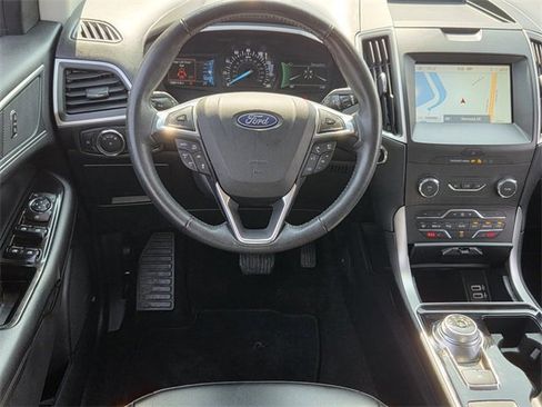 Used 2020 Ford Edge SEL image 7