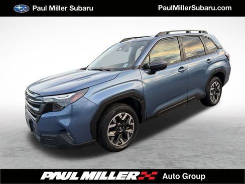 Certified 2025 Subaru Forester Premium image 1