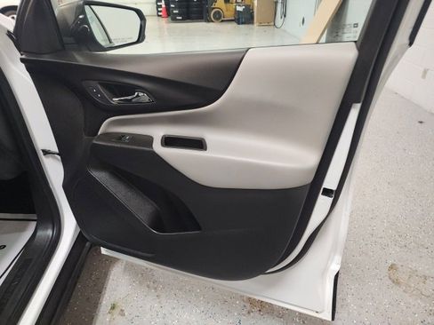 Certified 2023 Chevrolet Equinox LS image 18
