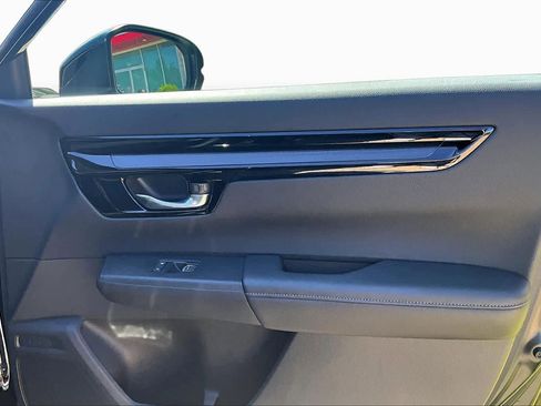 Used 2025 Honda CR-V EX-L image 23