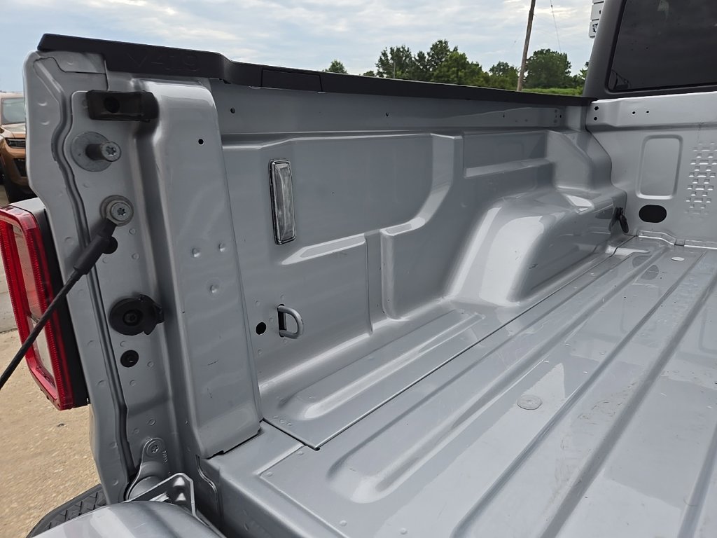 Used 2023 Jeep Gladiator Sport AWD/4WD image 26