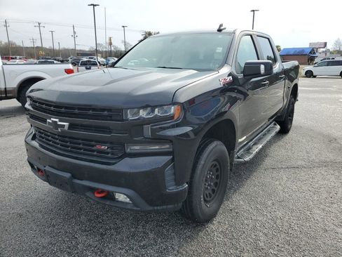 Used 2019 Chevrolet Silverado 1500 LT Trail Boss image 4