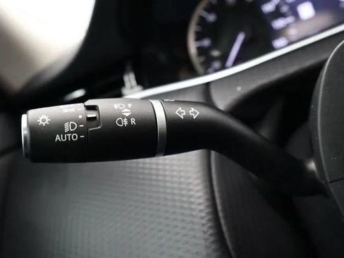 Used 2023 Land Rover Range Rover Evoque S AWD/4WD image 26