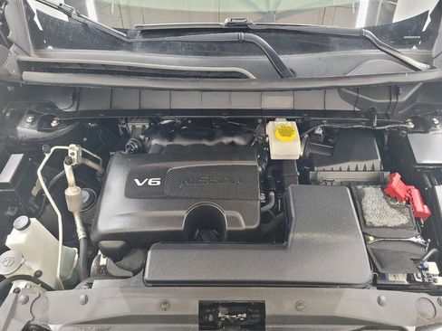 Used 2022 Nissan Pathfinder SV image 30