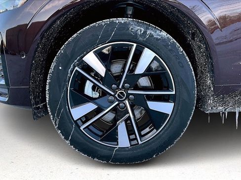 New 2026 Volvo XC60 B5 Plus w/ Protection Package Premier image 13