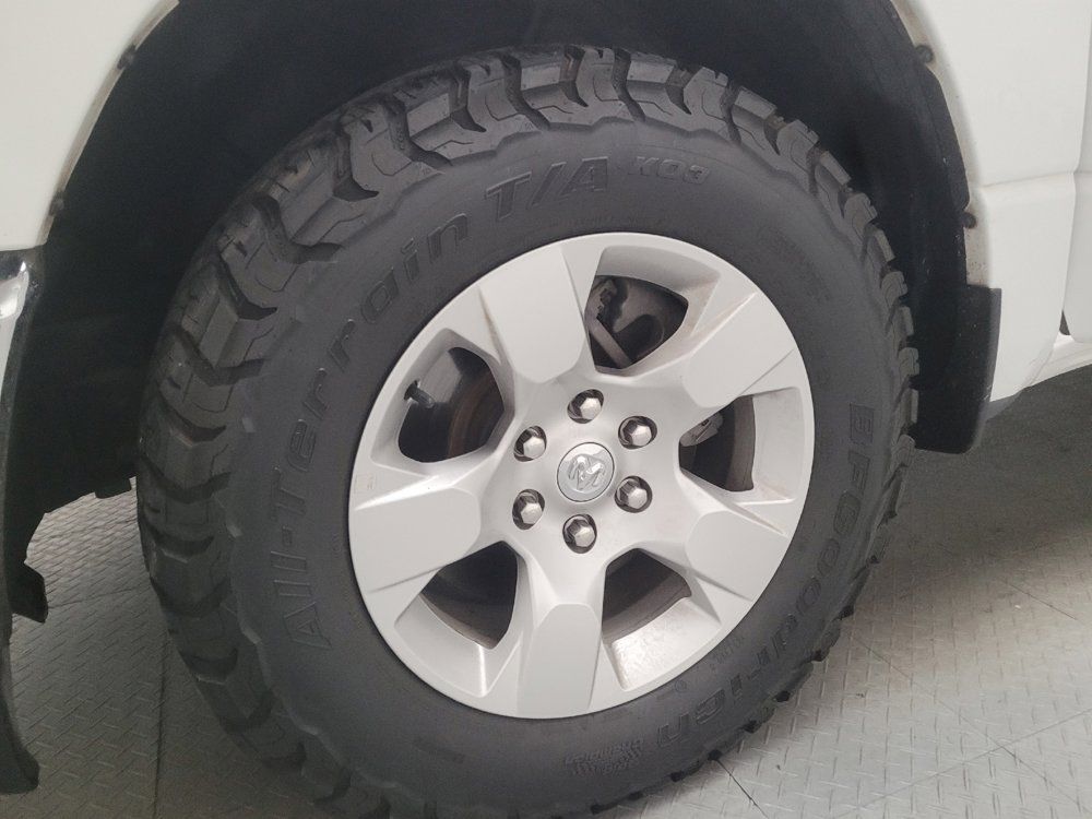 Used 2023 RAM 1500 Big Horn RWD image 31