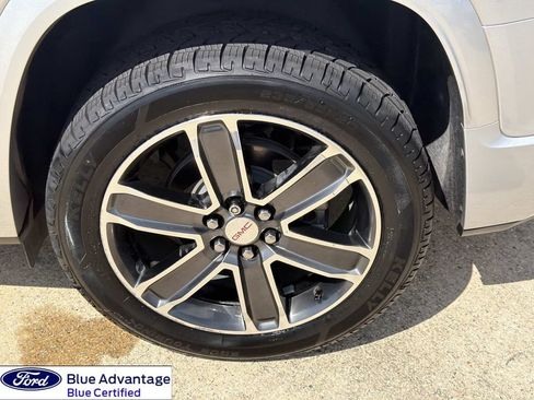Used 2018 GMC Acadia Denali w/ Technology Package FWD image 7