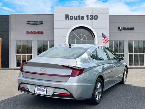 Used 2023 Hyundai Sonata SE FWD image 4