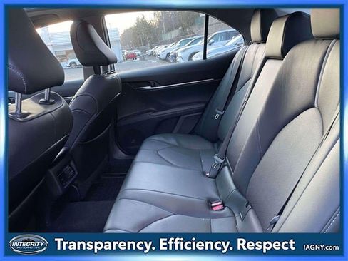 Used 2021 Toyota Camry XSE image 12