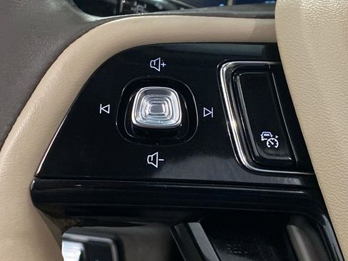 Certified 2022 Lincoln Corsair Reserve w/ Equipment Group 201A image 19