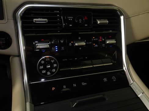 New 2025 Nissan Armada Platinum Reserve w/ Convenience Package image 36