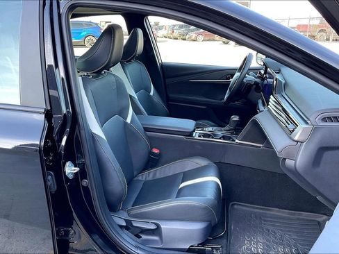 Used 2025 Toyota Camry SE w/ Multimedia Upgrade Package FWD image 7