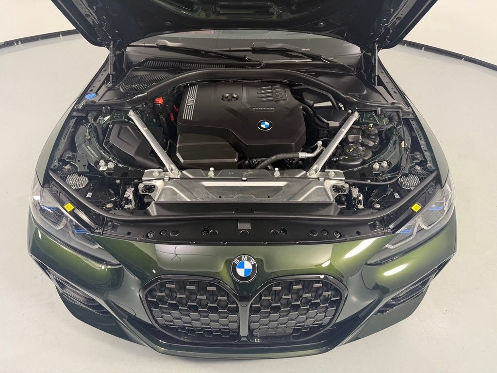 Used 2024 BMW 430i Coupe w/ M Sport Package RWD image 9