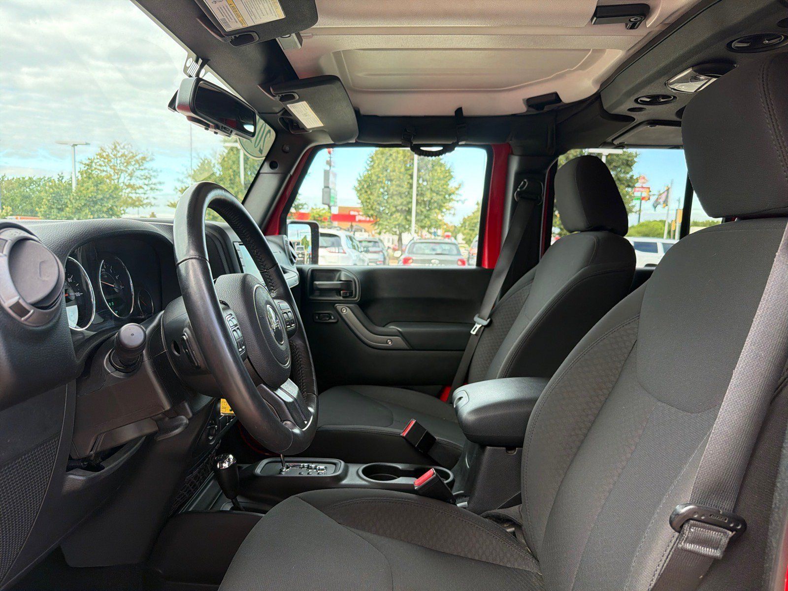 Used 2017 Jeep Wrangler Unlimited Sport AWD/4WD image 12