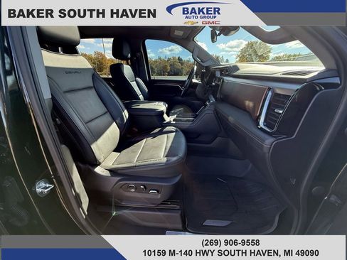 Used 2024 GMC Sierra 2500 Denali w/ Denali Reserve Package image 10