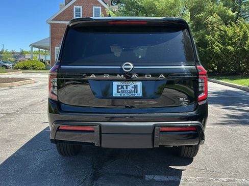 New 2025 Nissan Armada SL w/ Convenience Package image 4