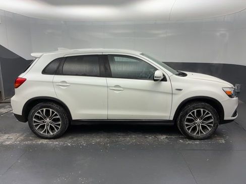 Used 2019 Mitsubishi Outlander Sport ES image 5