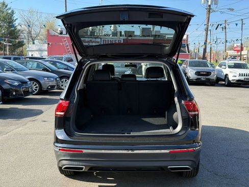 Used 2018 Volkswagen Tiguan SE image 10