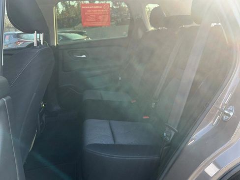 Certified 2024 Nissan Rogue SV image 23