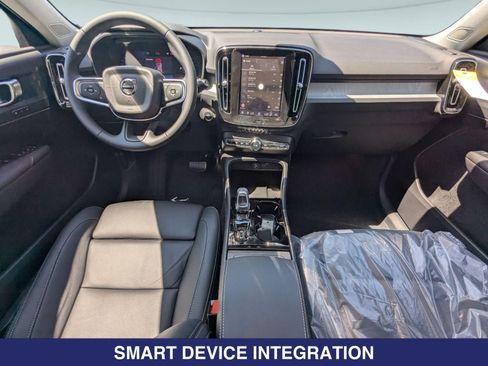 New 2026 Volvo XC40 B5 Plus w/ Protection Package Premier image 19