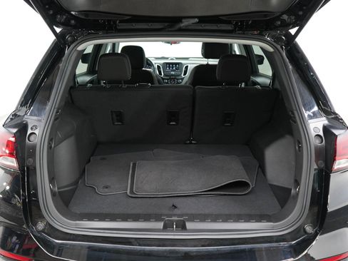 Used 2024 Chevrolet Equinox LS w/ LS Convenience Package AWD/4WD image 16