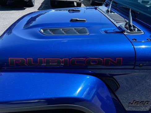Used 2019 Jeep Wrangler Unlimited Rubicon w/ Uconnect 4C Nav & Sound Group AWD/4WD image 32