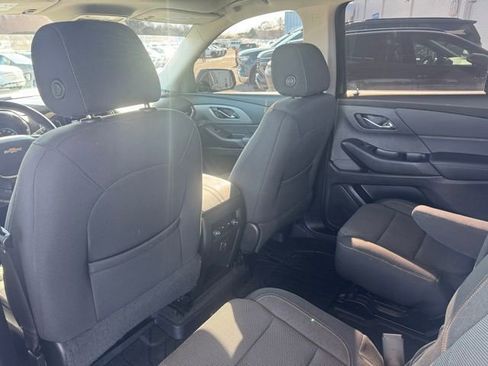 Used 2019 Chevrolet Traverse LT image 39