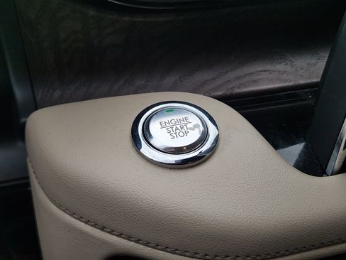 Used 2023 Lincoln Aviator Reserve w/ Equipment Group 201A image 22