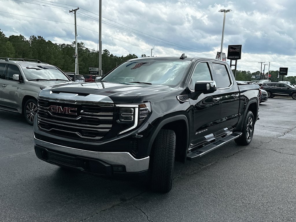 Used 2025 GMC Sierra 1500 SLT w/ SLT Premium Package AWD/4WD image 2