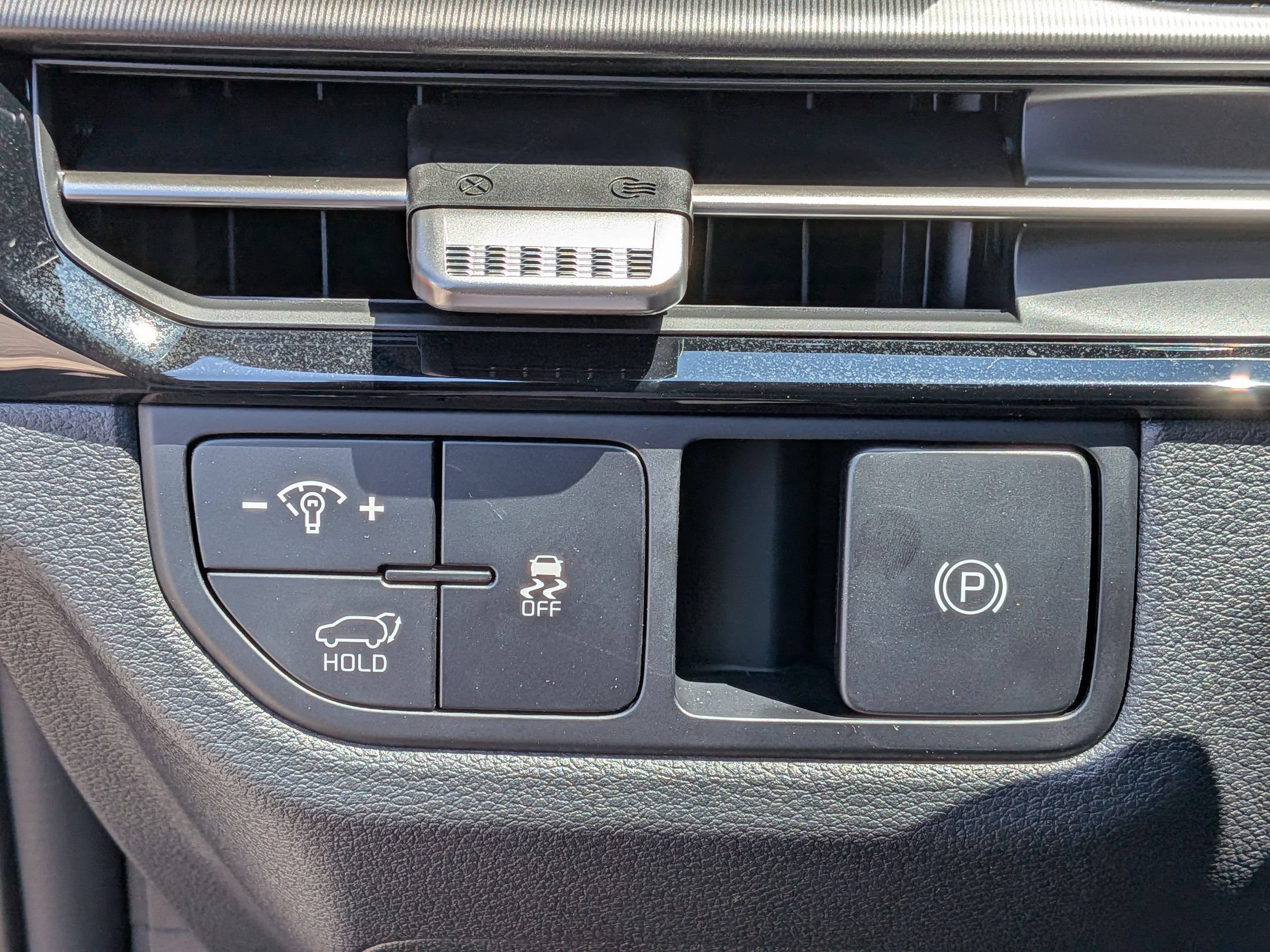 New 2026 Kia Sportage SX AWD/4WD image 18