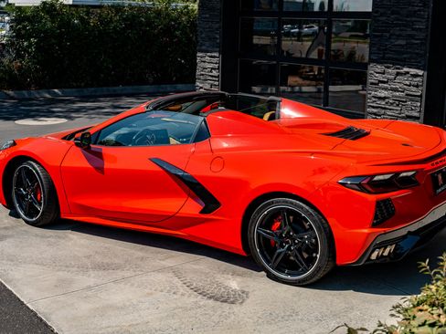 Used 2021 Chevrolet Corvette Stingray Preferred Conv w/ 2LT RWD image 8