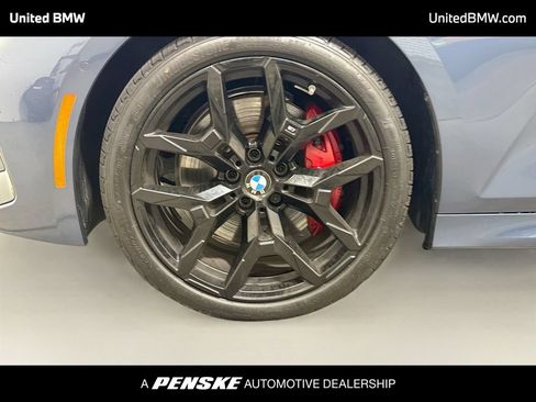 Used 2025 BMW 330i xDrive Sedan w/ M Sport Package AWD/4WD image 9